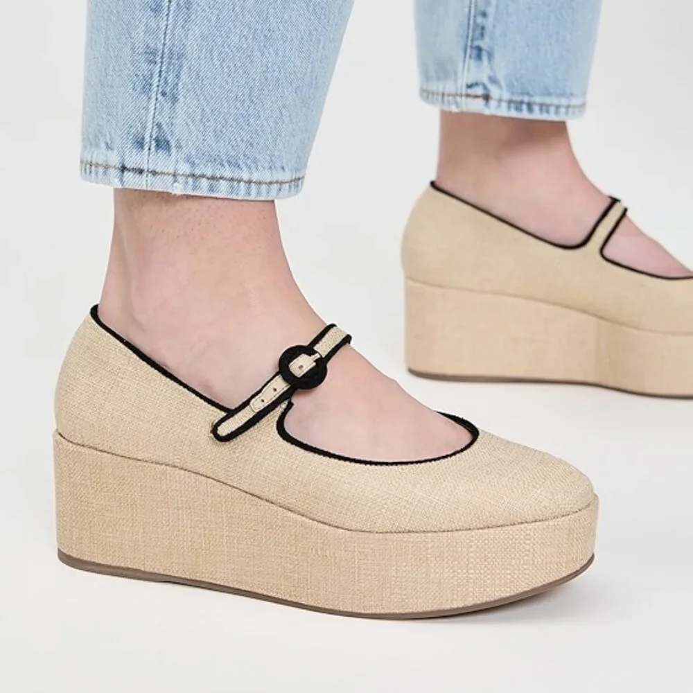 Larroude Blair Flatform In Beige Raffia
